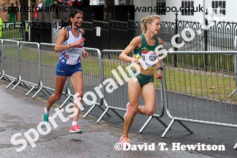 Jess Trengove (Australia) and Susan Partridge (Scotland) Commonwealth Games Marathon, Glasgow. Photo: David T. Hewitson/Sports for All Pics